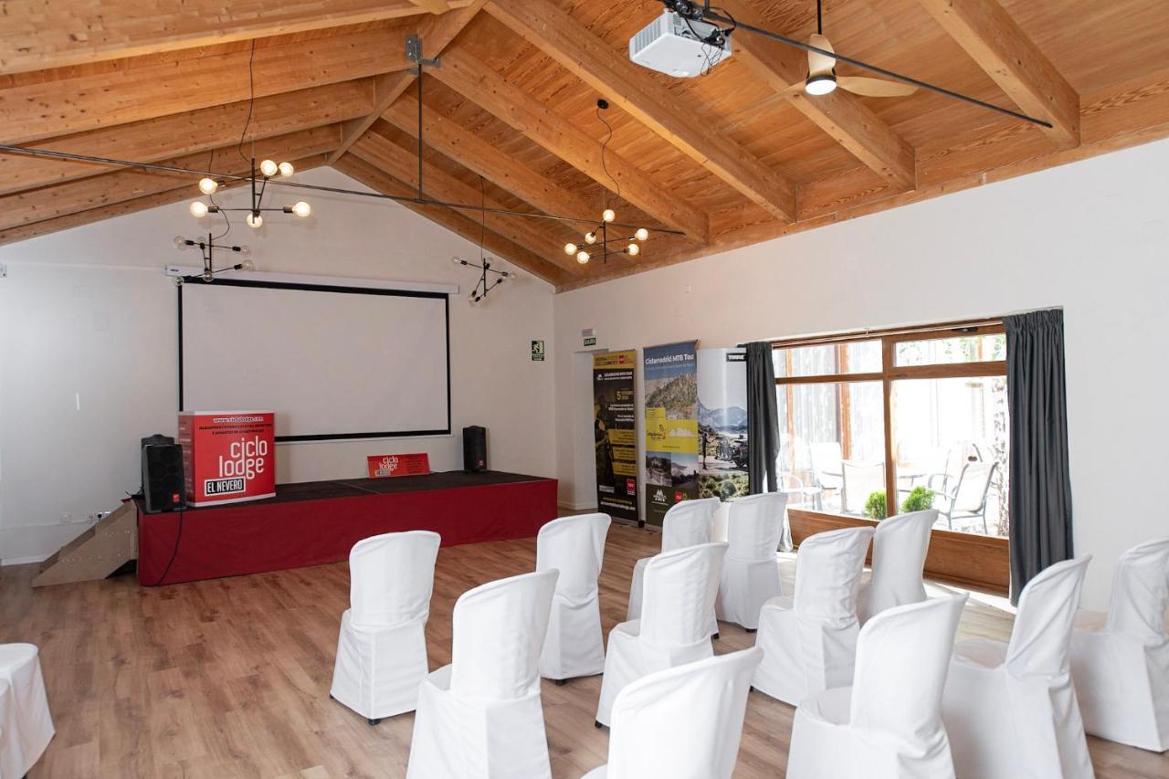 Ciclolodge Lozoya Εξωτερικό φωτογραφία